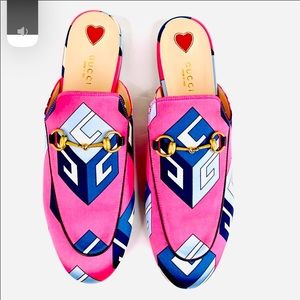 Gucci slippers